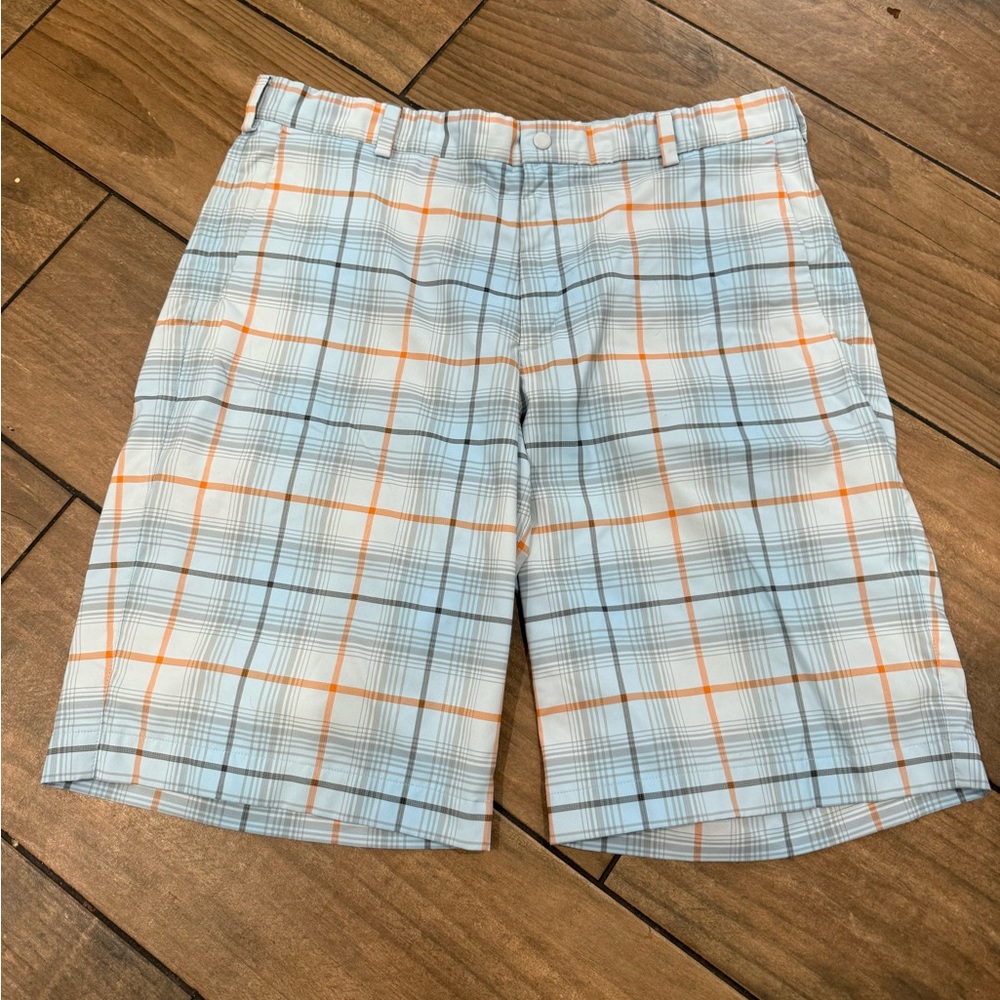 Sold Nike Golf Shorts 36
